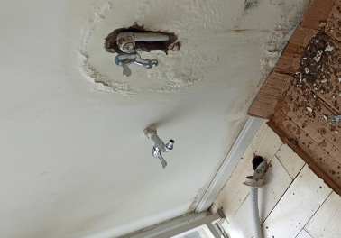 红塔卫生间测漏水